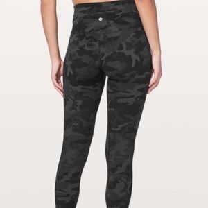 Align Pants II - Black Camo 7/8